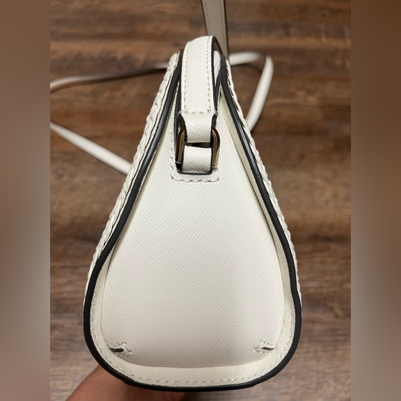 Kate Spade New York Reiley Straw Dome Saffiano Leather Trim Crossbody Handbag - Picture 4 of 10